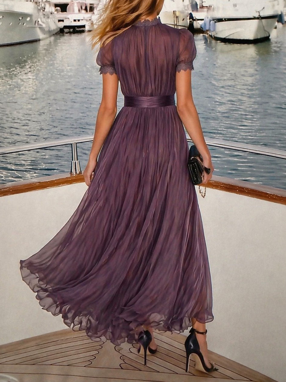 Beatrice — Robe longue en mousseline de soie violette à col en clé
