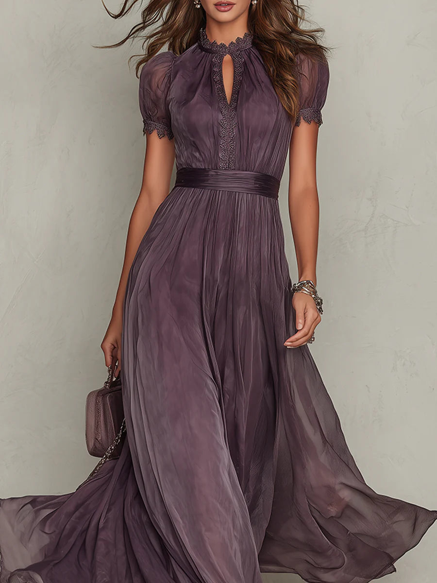 Beatrice — Robe longue en mousseline de soie violette à col en clé