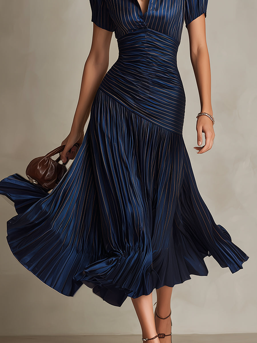 Adriana — Robe Midi en Satin à Rayures Vintage
